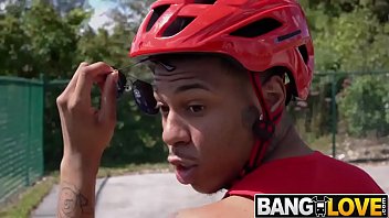 Monstre De Coq - Brandi - PORNO.CAB - free porno xxx adult ...