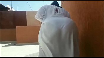 une marocaine fait la fete avec son gros cut au rythme d and 039 ...